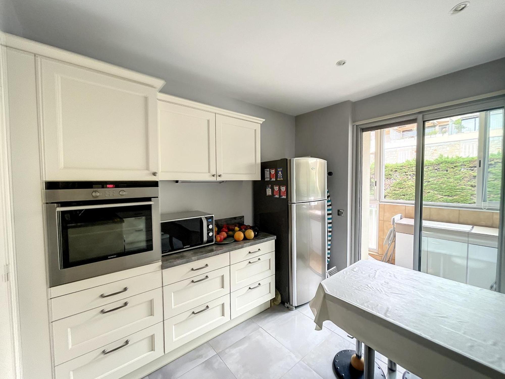 Appartement Vaste 4p Bord De Mer, Terrasse, Piscine 263l Dilli Cannes