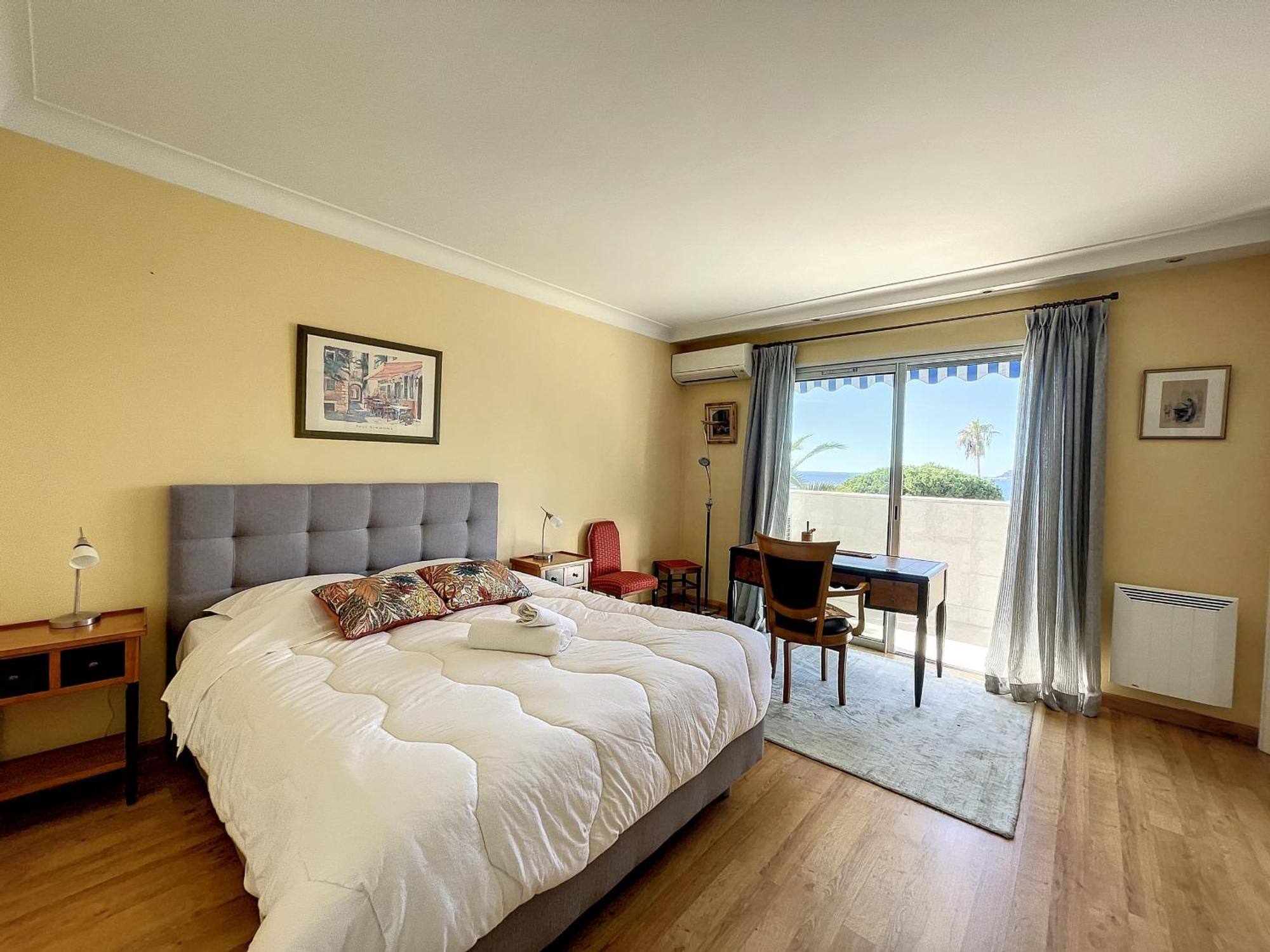 Appartement Vaste 4p Bord De Mer, Terrasse, Piscine 263l Dilli *